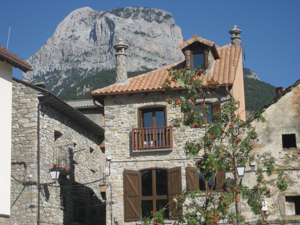 Casa Rural " El Retiro" لاسبونا الغرفة الصورة